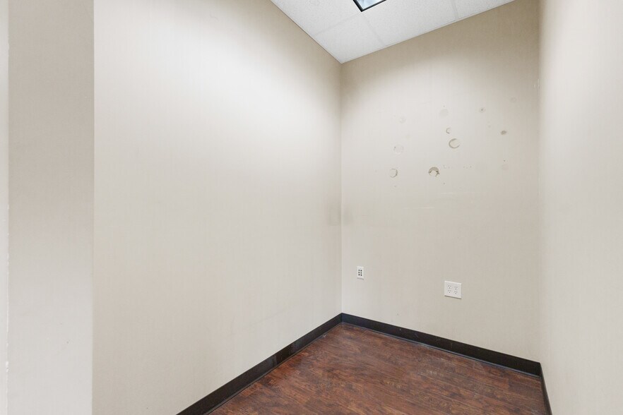 More Photos Of 2420 Argillite Rd, Flatwoods Freestanding For Lease