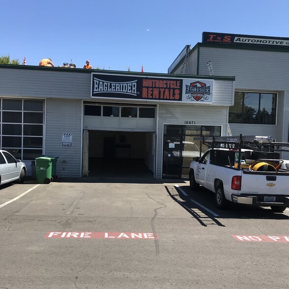 More Photos Of 16671 SE McLoughlin Blvd, Oak Grove Auto Repair For Lease