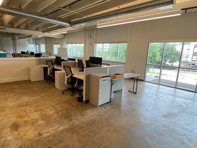 More Photos Of 2808 Caroline St, Houston Coworking Space