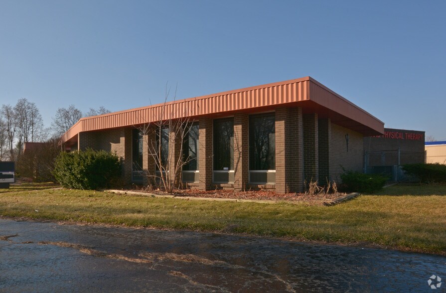 Primary Photo Of 5232 Richfield Rd, Flint Medical For Lease