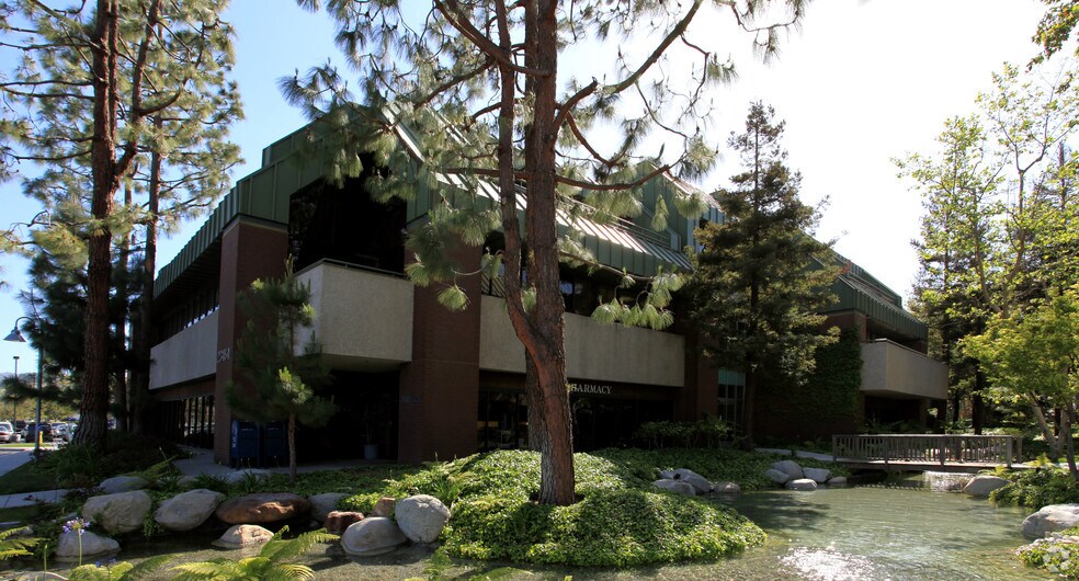 More Photos Of 23451 Madison St, Torrance Medical For Lease