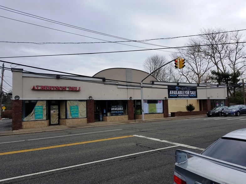 More Photos Of 1358-1360 Willis Ave, Albertson Freestanding For Sale