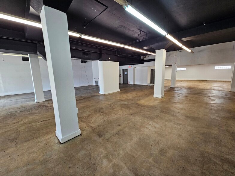 More Photos Of 2951-2961 Colerain Ave, Cincinnati Apartments For Lease