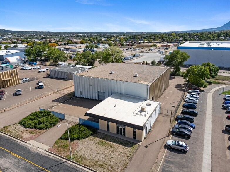 More Photos Of 675 Elkton Dr, Colorado Springs Distribution For Lease