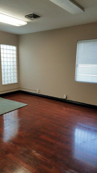 More Photos Of 801 S Decatur Blvd, Las Vegas Medical For Sale