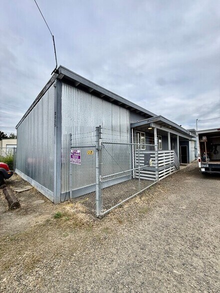 Primary Photo Of 2055 Oxford St SE, Salem Warehouse For Lease