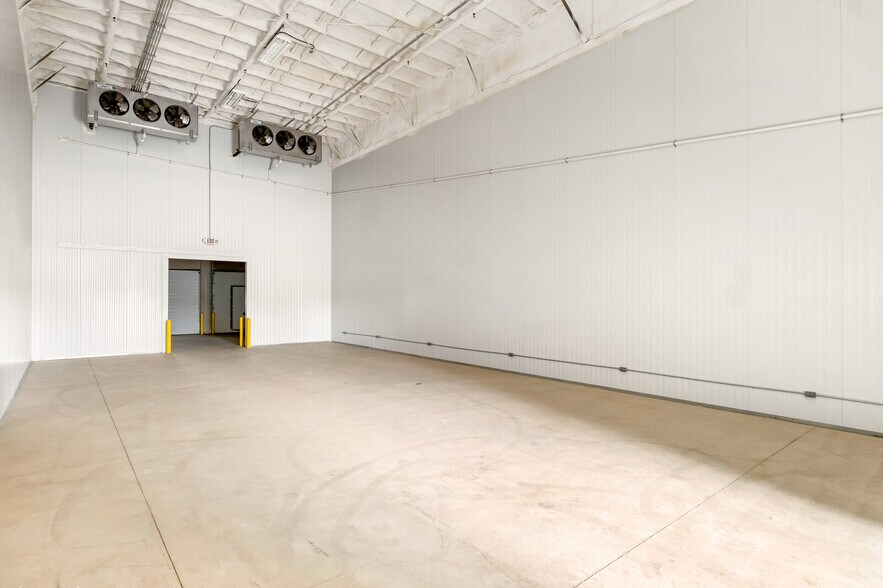 More Photos Of 9342 SE Loop 410, San Antonio Refrigeration Cold Storage For Sale