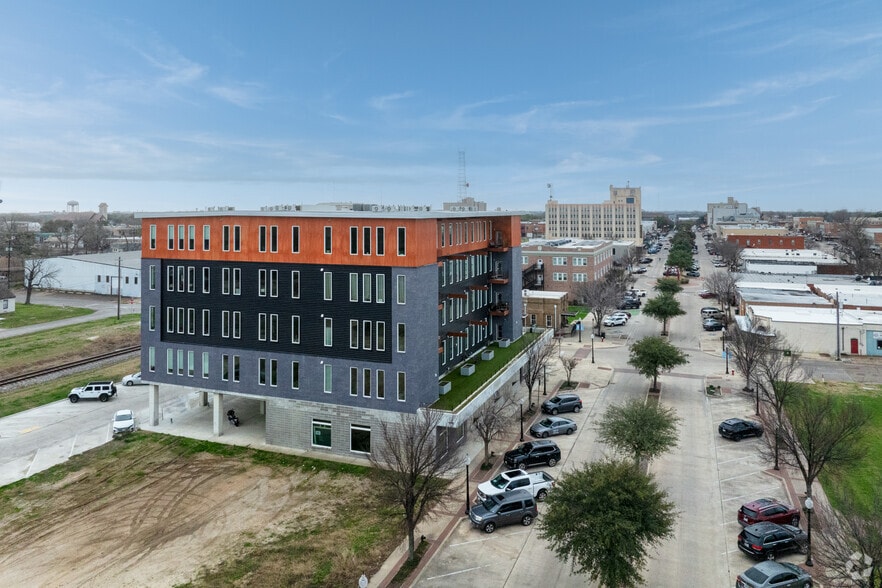 More Photos Of 501 N Main St, Bryan Apartments For Lease