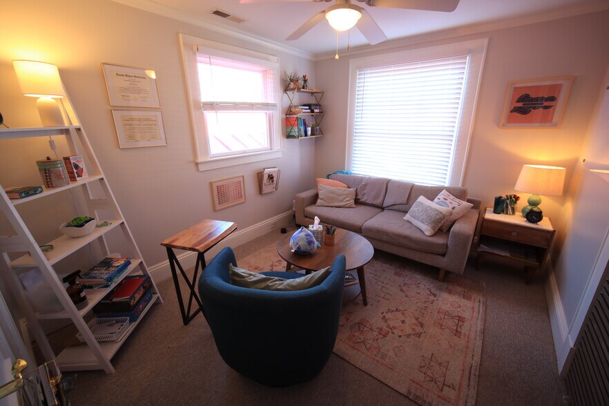 More Photos Of 4 Northcrest Dr, Weaverville Office For Sale