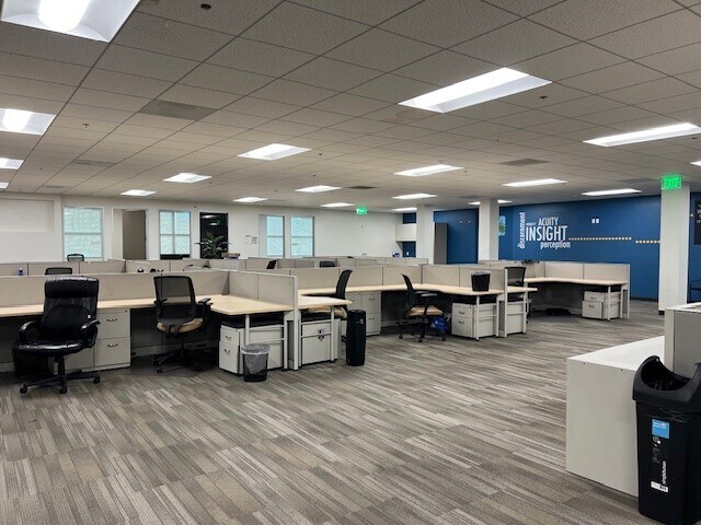 More Photos Of 9616 Archibald Ave, Rancho Cucamonga Unknown For Lease