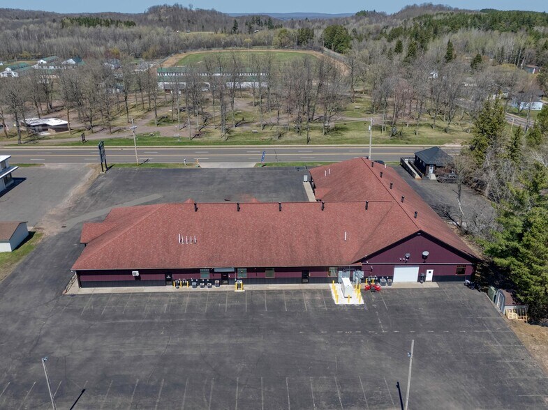 More Photos Of 629 W Cloverland Dr, Ironwood Storefront For Sale