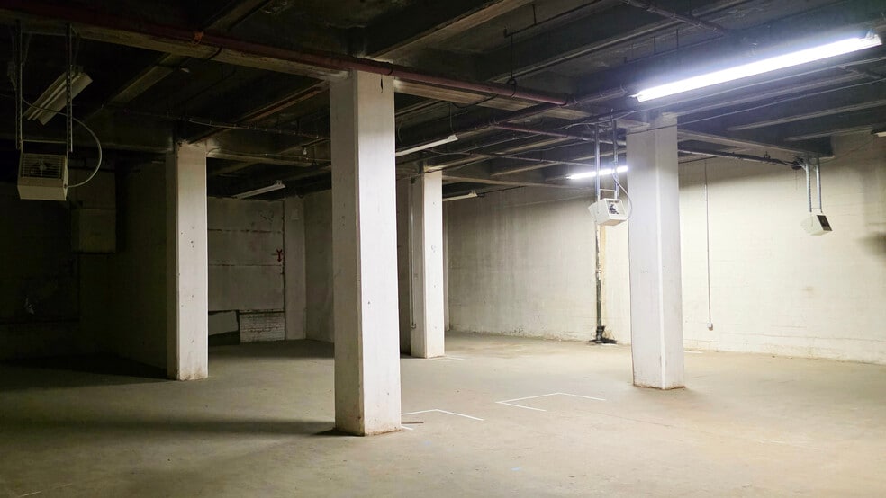 More Photos Of 3901 Main St, Philadelphia Office For Lease