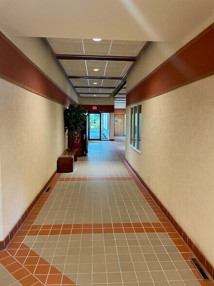 More Photos Of 1655 N Gladstone Ave, Columbus Medical For Sale