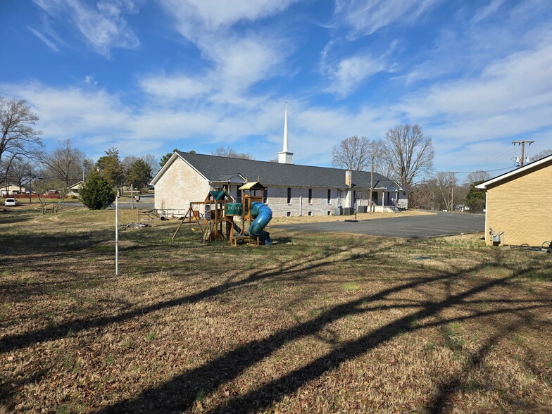 More Photos Of 517 Pleasant Ave, Kannapolis Religious Facility For Sale