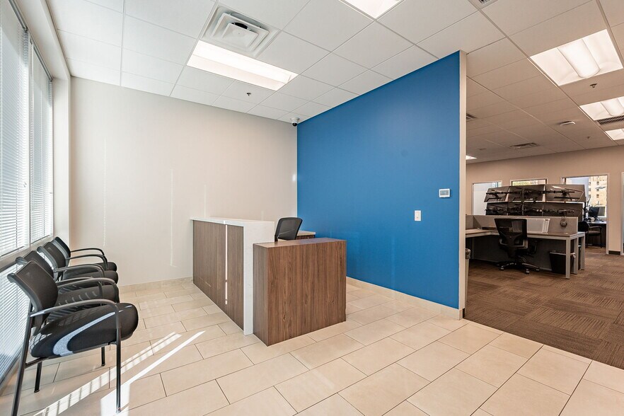 More Photos Of 1095 W Rio Salado Pky, Tempe Office For Lease