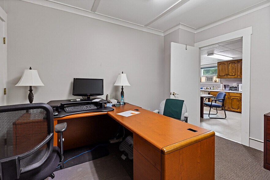 More Photos Of 323 State St, Augusta Office Residential For Sale