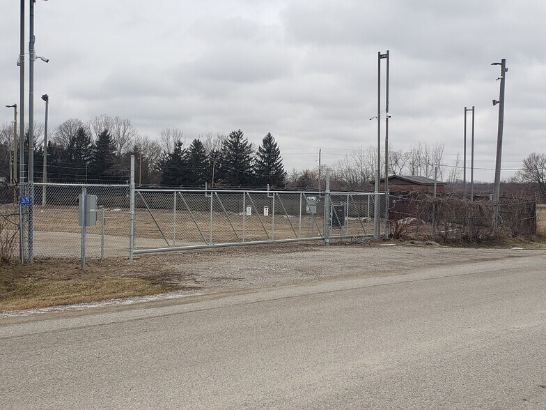More Photos Of 2679 Couch Road, Putnam Truck Terminal For Sale