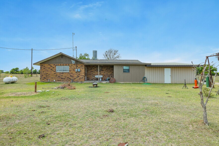 More Photos Of 9765 State Park Rd, Lockhart Land For Sale
