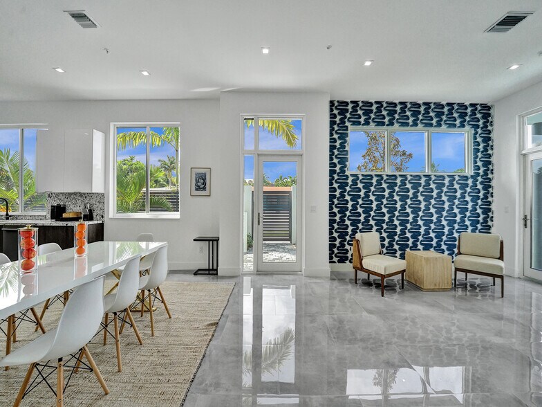 More Photos Of 1220-1226 NE 15th Ave, Fort Lauderdale Apartments For Sale