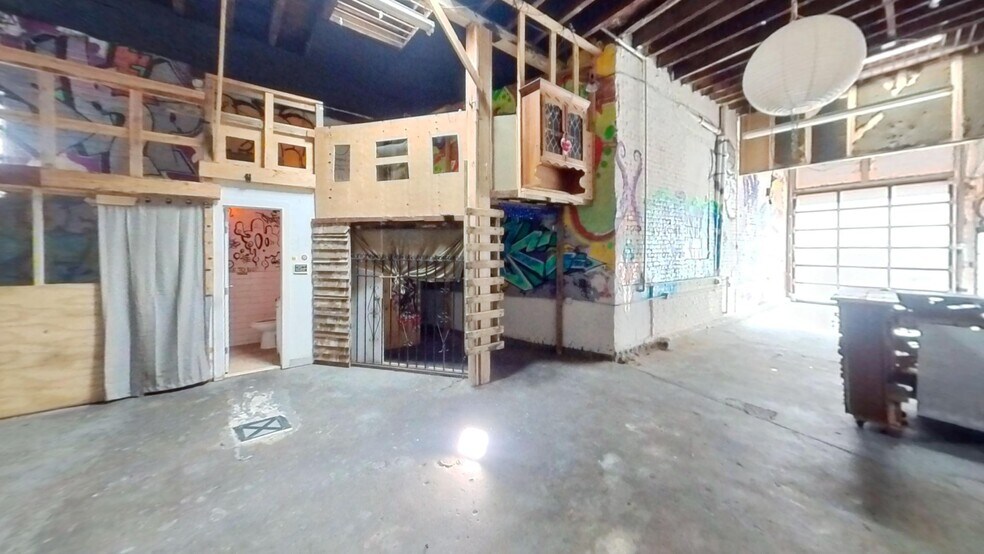 More Photos Of 513-517 Evergreen Ave, Brooklyn Storefront For Lease