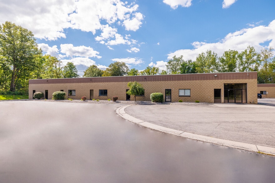 More Photos Of 1290 Blossom Dr, Victor Medical For Lease