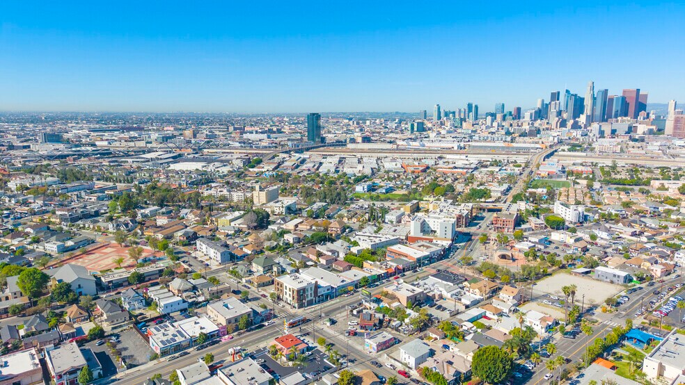 More Photos Of , Los Angeles General Retail For Sale
