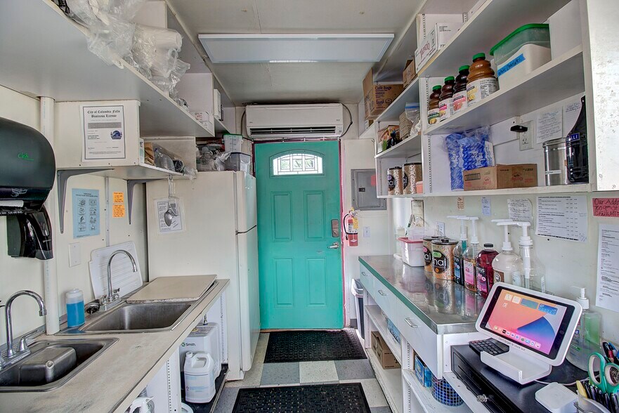 More Photos Of 700 9th St W, Columbia Falls Restaurant For Sale