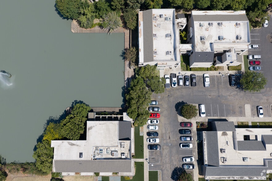 More Photos Of 2111 W March Ln, Stockton Office For Lease