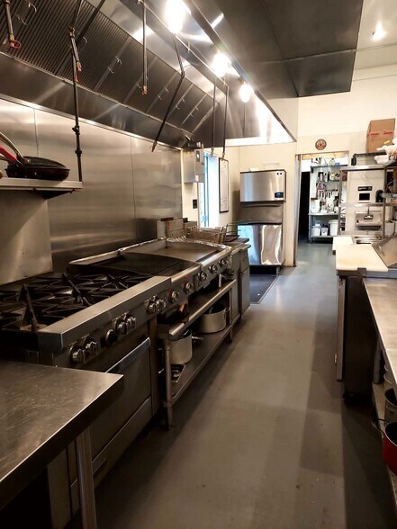 More Photos Of 304 Sutherland Rd, East Meredith Lodge Meeting Hall For Sale