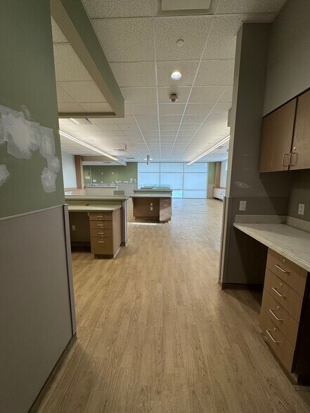 More Photos Of 2521 Walden Ave, Cheektowaga Storefront Retail Office For Lease