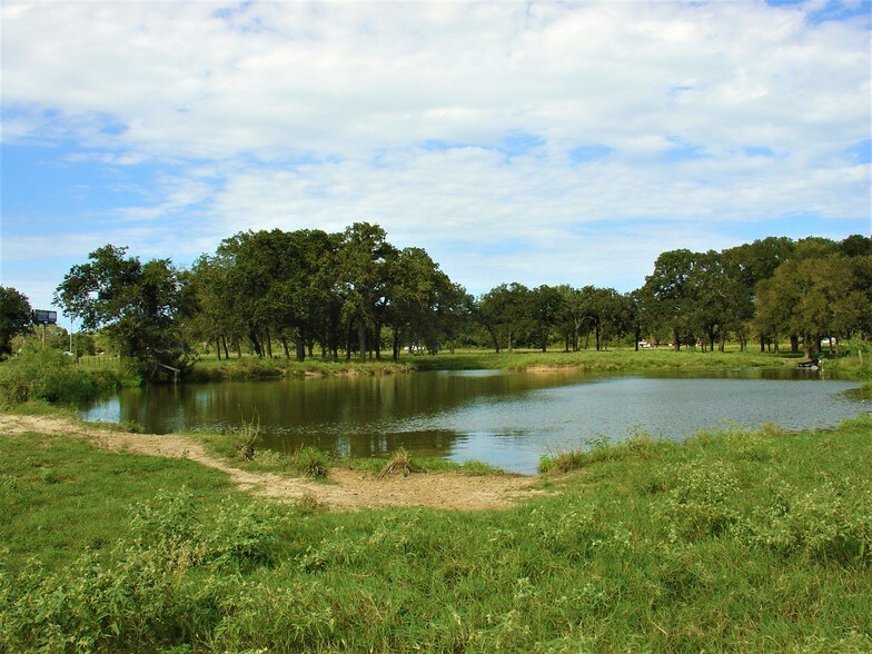 More Photos Of 53681 US 290 Hwy, Hempstead Land For Sale