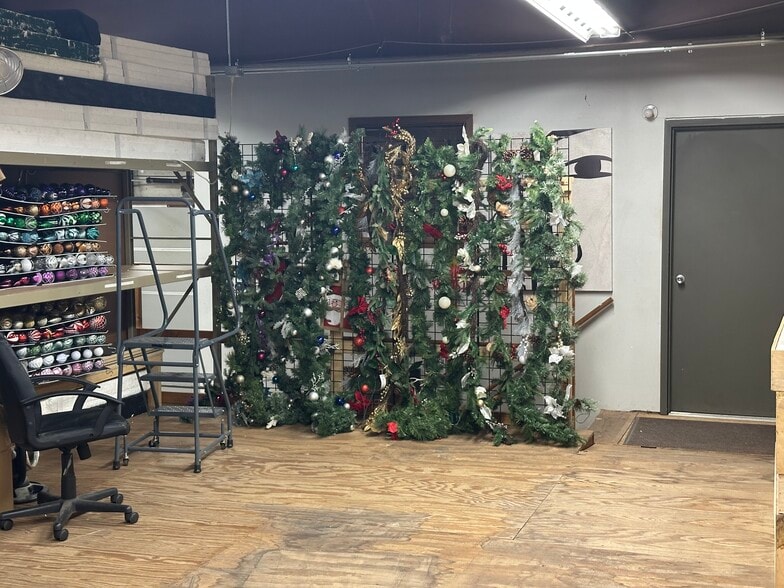 More Photos Of 3110 Louis Ave, Eau Claire Warehouse For Lease