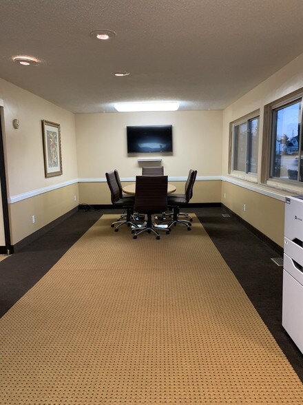 More Photos Of 2132 Cedar St, Holt Office For Sale