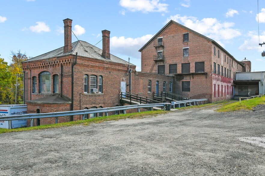 More Photos Of 20 Keeler St, Pittsfield Manufacturing For Sale