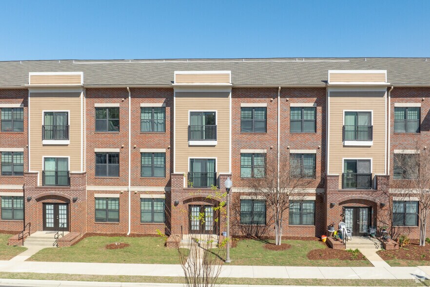 More Photos Of 2330 Jack Warner Pkwy, Tuscaloosa Apartments For Sale