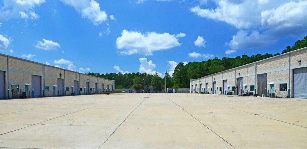 More Photos Of 9655 Florida Mining Blvd W, Jacksonville Warehouse For Lease