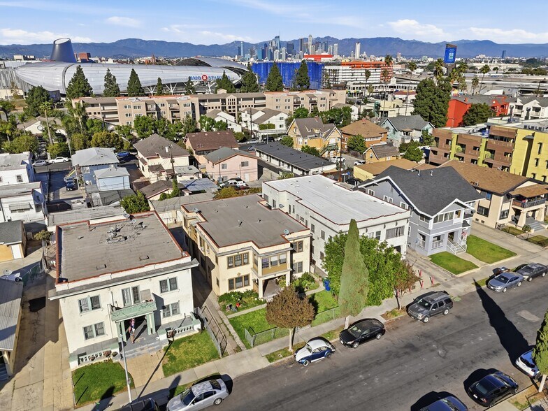 More Photos Of 605 W 41st St, Los Angeles Apartments For Sale