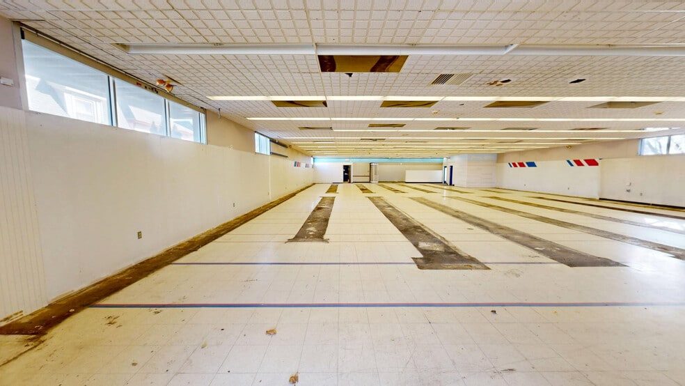 Primary Photo Of 739 Greenwood Ave, Trenton Freestanding For Lease