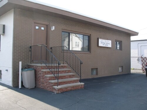 More Photos Of 29 Linden St, Medford Flex For Sale