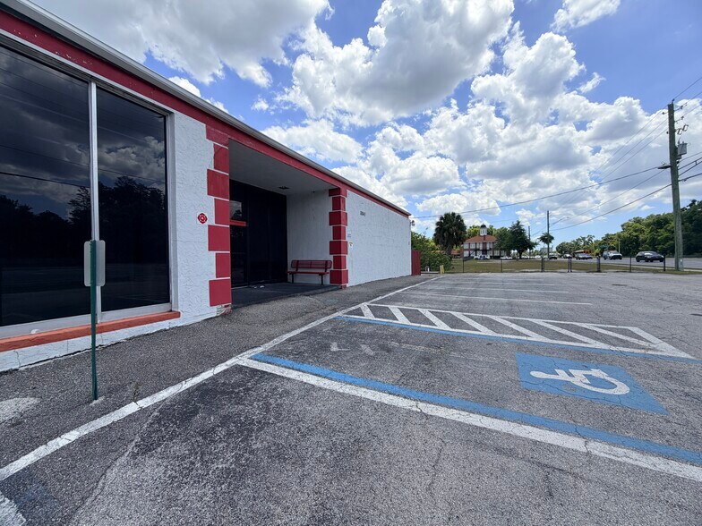 More Photos Of 18843 N US Highway 41, Lutz Office For Sale