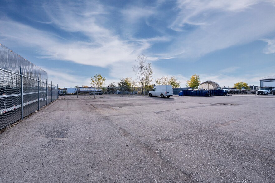 More Photos Of 26 Tamara Pl, Brantford Distribution For Sale