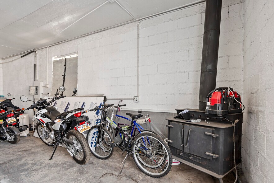 More Photos Of 1157 S Main St, Cedar City Auto Repair For Sale