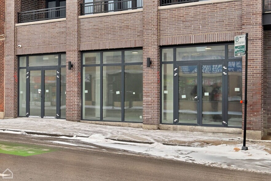 More Photos Of 4414 N Kedzie Ave, Chicago Apartments For Lease