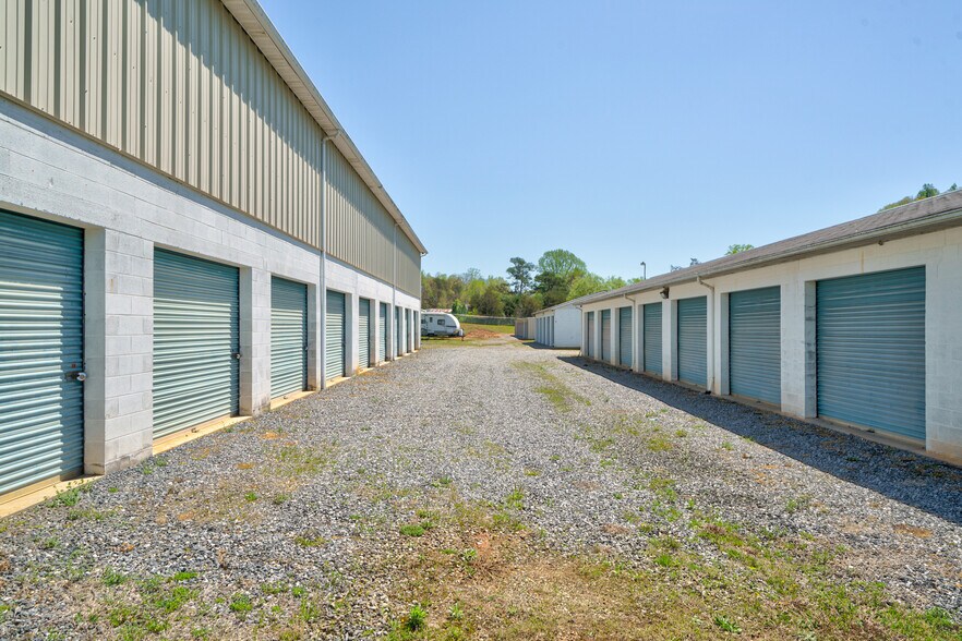 More Photos Of 3495 NC 18 S, Morganton Self Storage For Sale