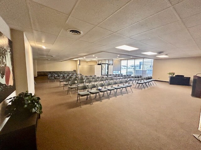 More Photos Of 2455 Stanley Ave, Dayton Auto Dealership For Sale