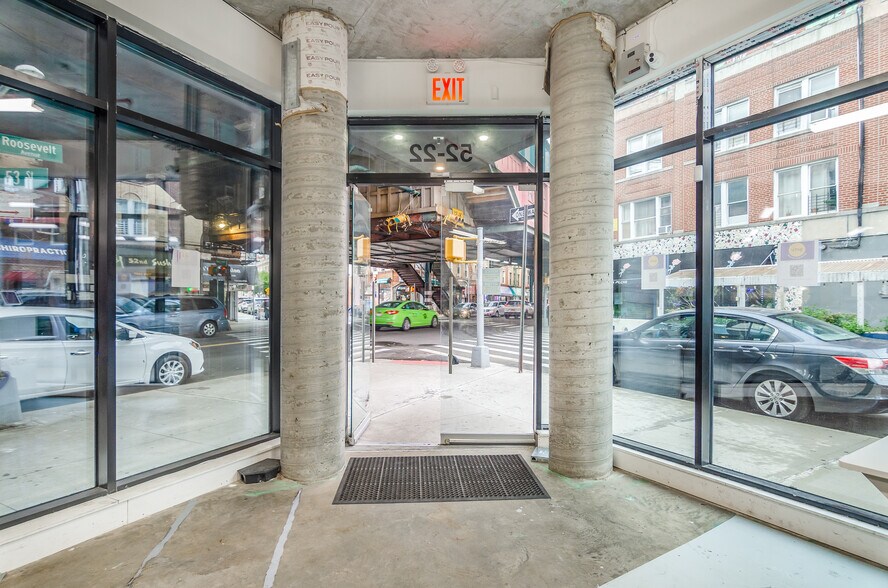 More Photos Of 5222 Roosevelt Ave, Woodside Apartments For Lease