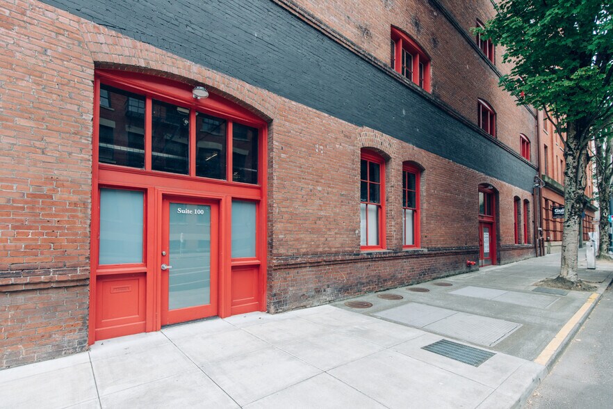 More Photos Of 734 NW 14th Ave, Portland Office Residential For Lease