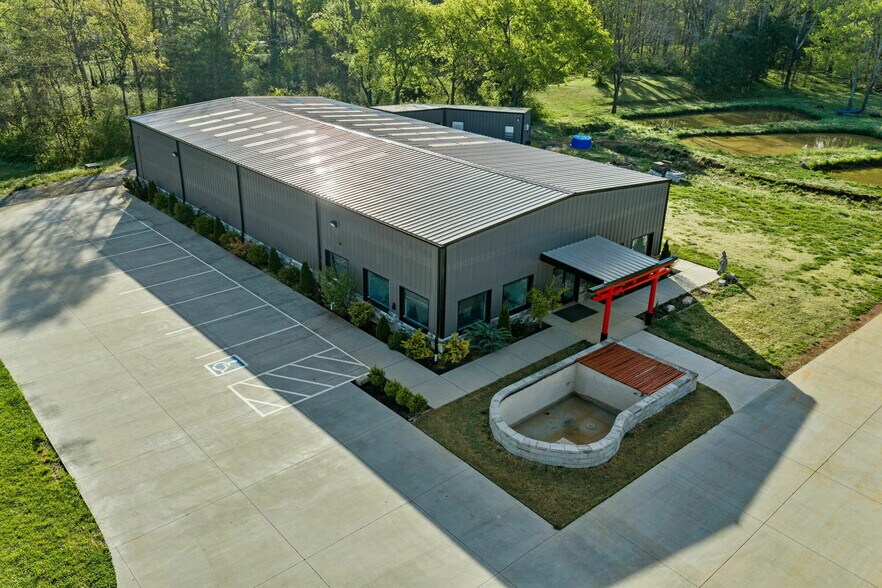 Primary Photo Of 2253 Boyds Creek Hwy, Sevierville Flex For Sale