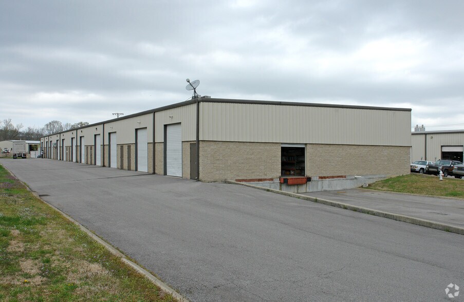 More Photos Of 3670 Central Pike, Hermitage Light Manufacturing For Lease