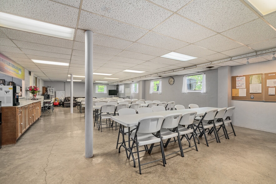 More Photos Of 1424 S 55th St, Kansas City Religious Facility For Sale